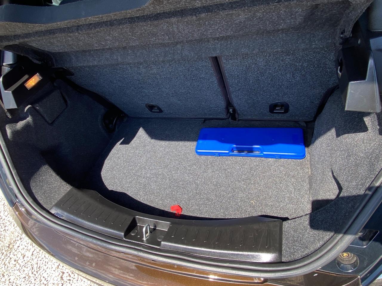 Lancia Ypsilon 1.2 69 CV Unyca UNICO PROPIETARIO,NEOPATENTATI