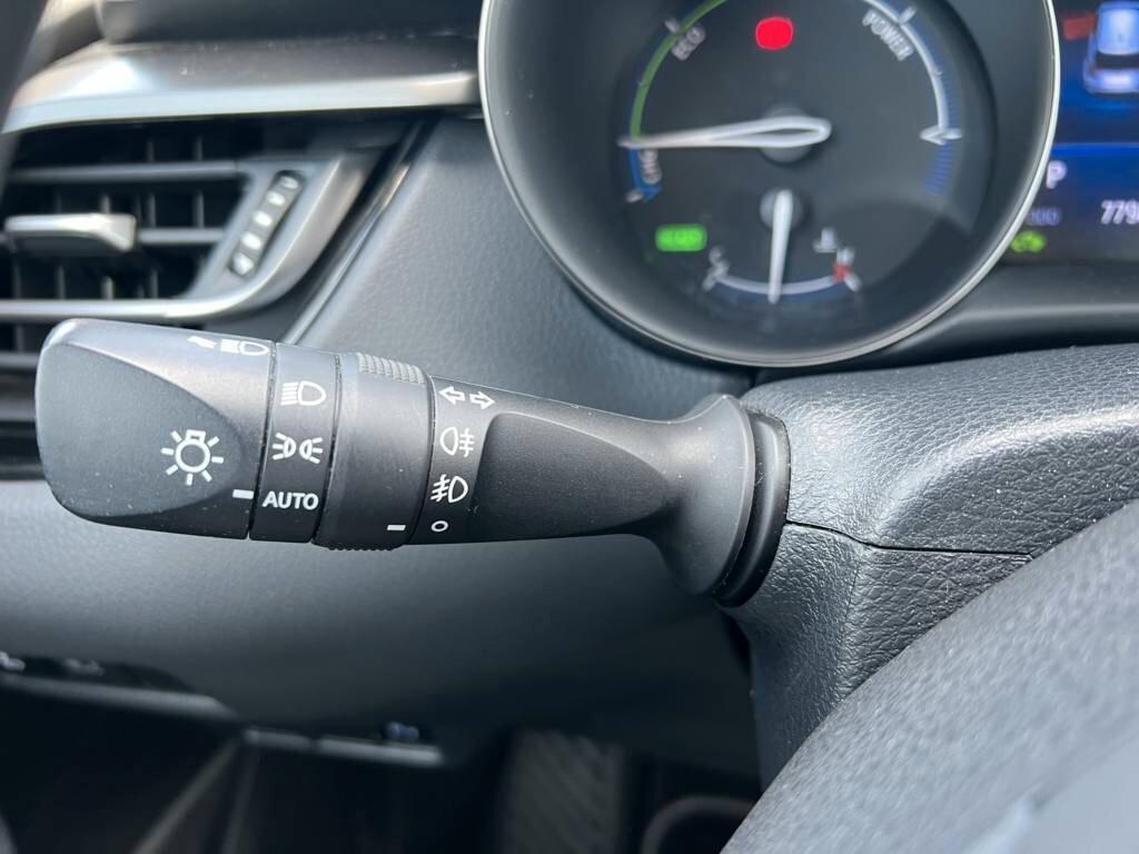 Toyota C-HR 1.8 Hybrid E-CVT Lounge