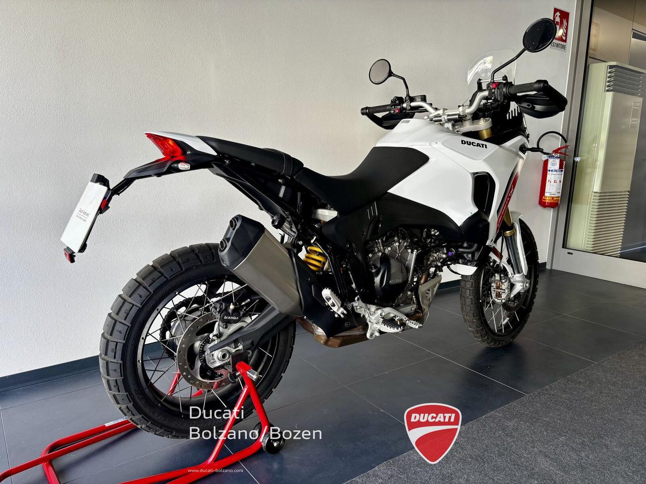 Ducati DesertX V2