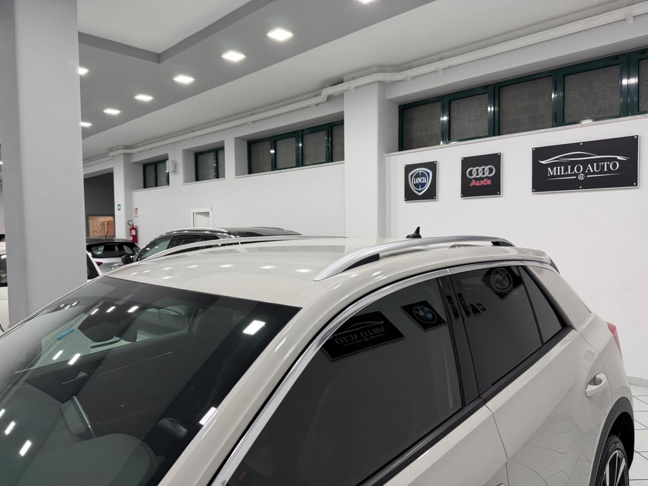 Volkswagen T-Roc 1.5 TSI ACT DSG R-Line