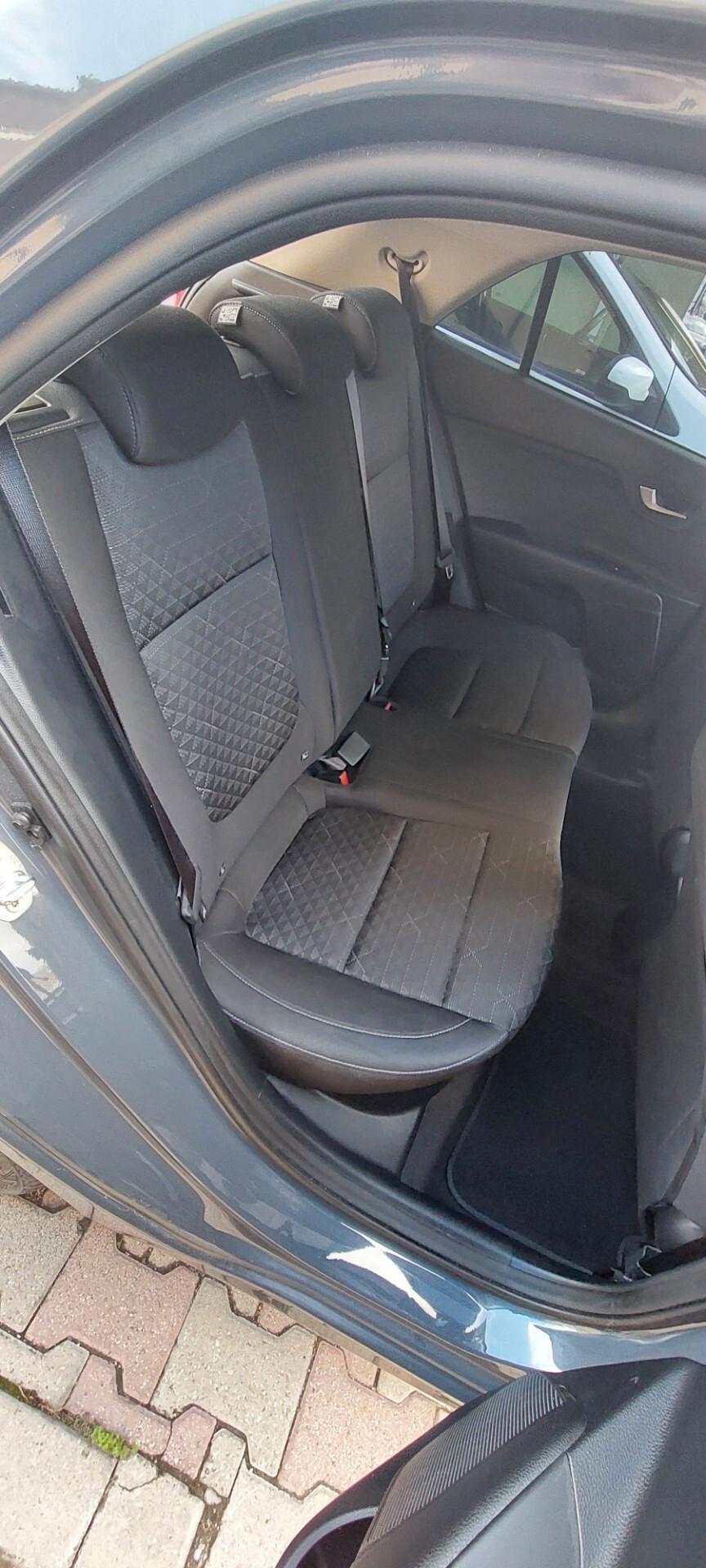 KIA RIO 1,0 IBRIDA BENZINA 100 CV ST LINE STRAFULL OPTIONAL,PARI AL NUOVO FULL FULL