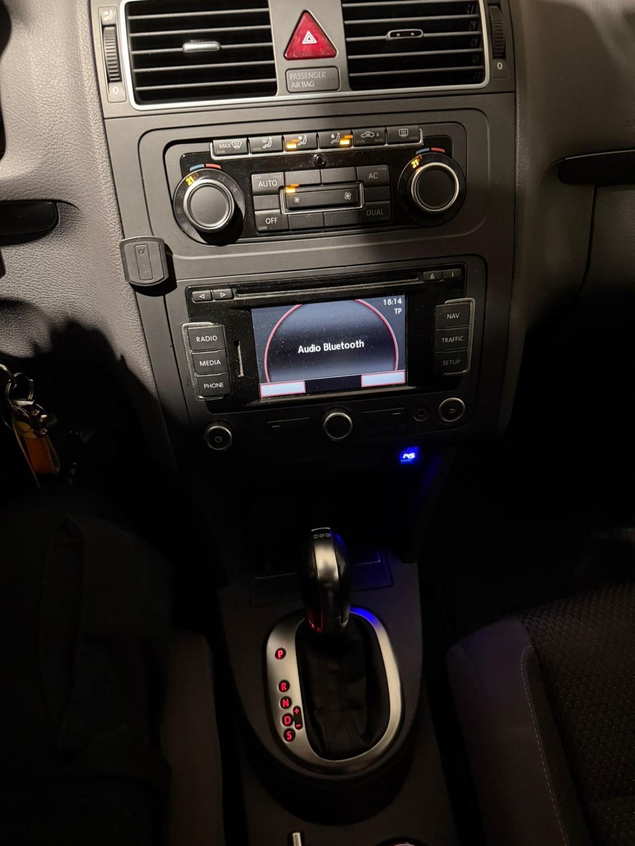 Volkswagen Touran 1.6 TDI DSG Comfortline