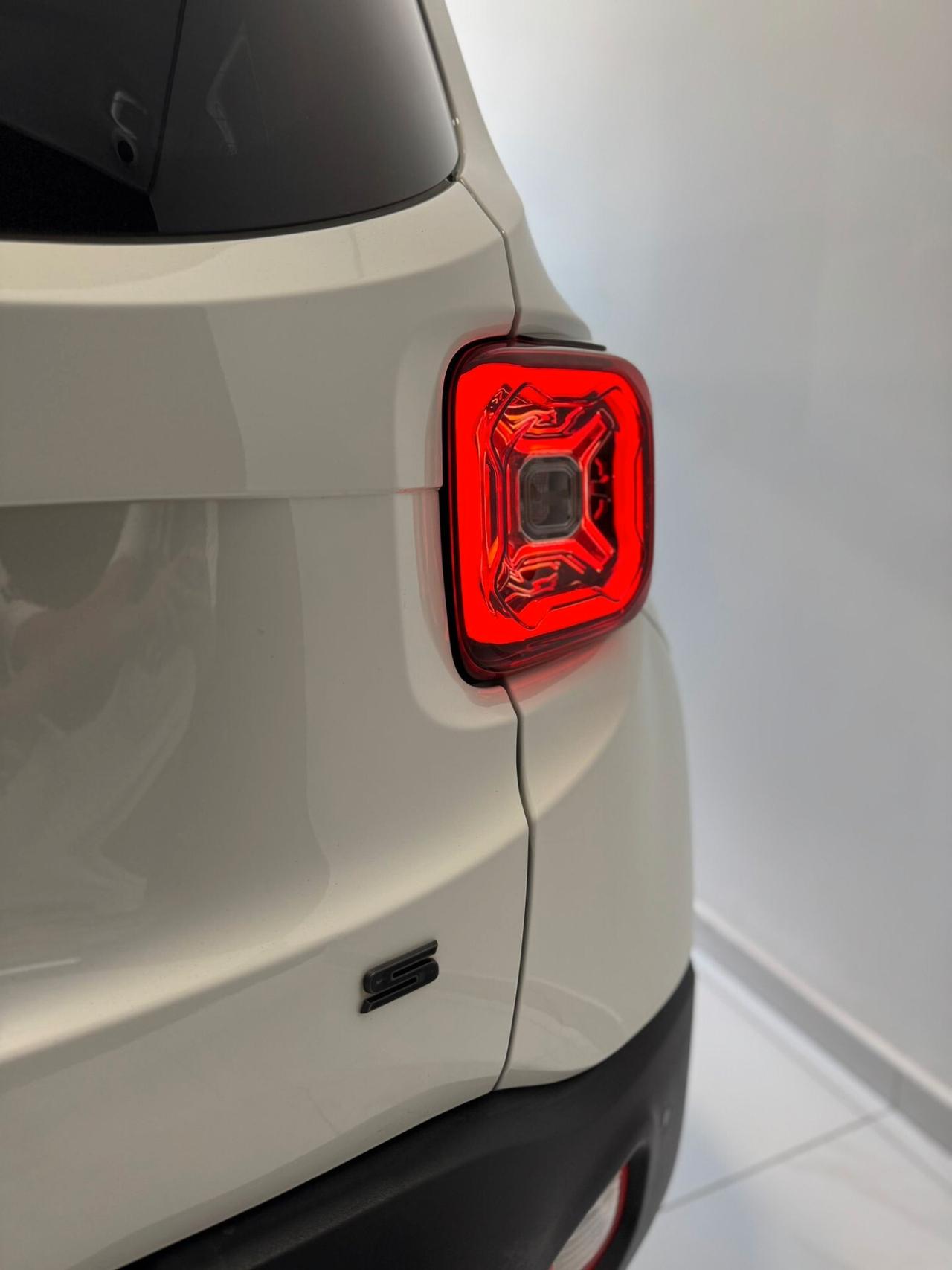 Jeep Renegade 1.6 Mjt DDCT 120 CV S