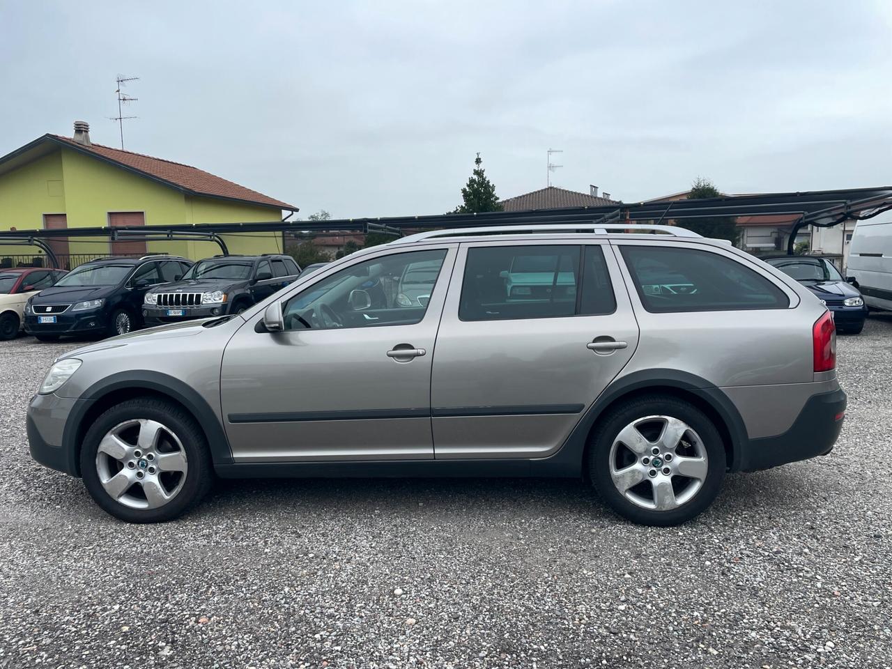 Skoda Octavia 2.0 TDI CR F.AP. 4x4 Wagon Scout