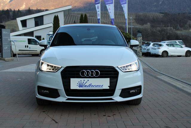 AUDI A1 SPB 1.6TDI 116cv S-line-XENON