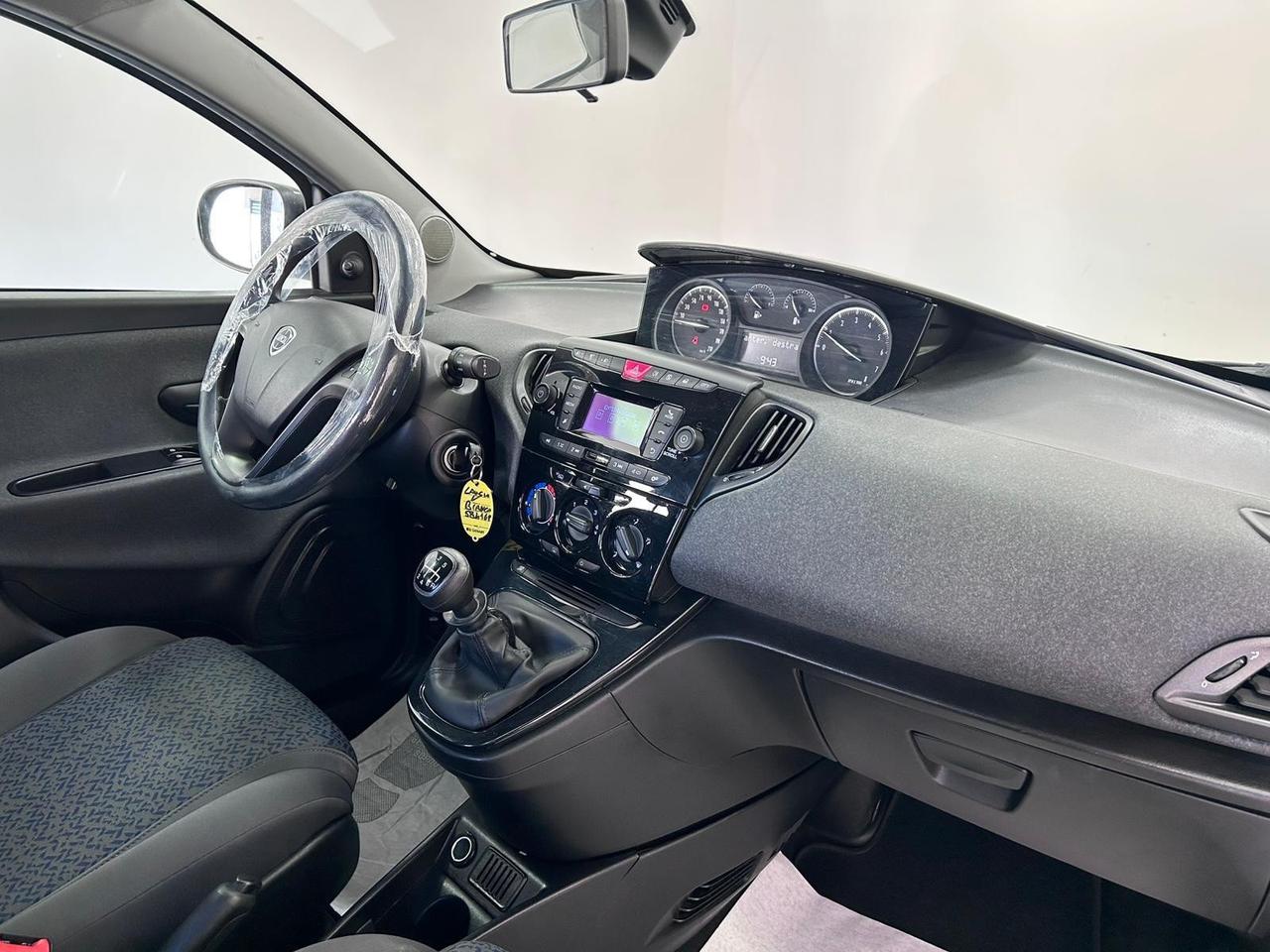 Lancia Ypsilon 1.0 FireFly 5 porte S&S Hybrid-GARANTITA-2022