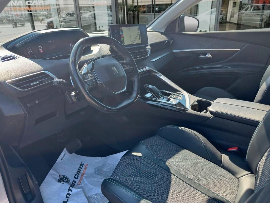Peugeot 3008 II 1.5 bluehdi Allure Pack 130cv AUTOMATICA e CarPlay