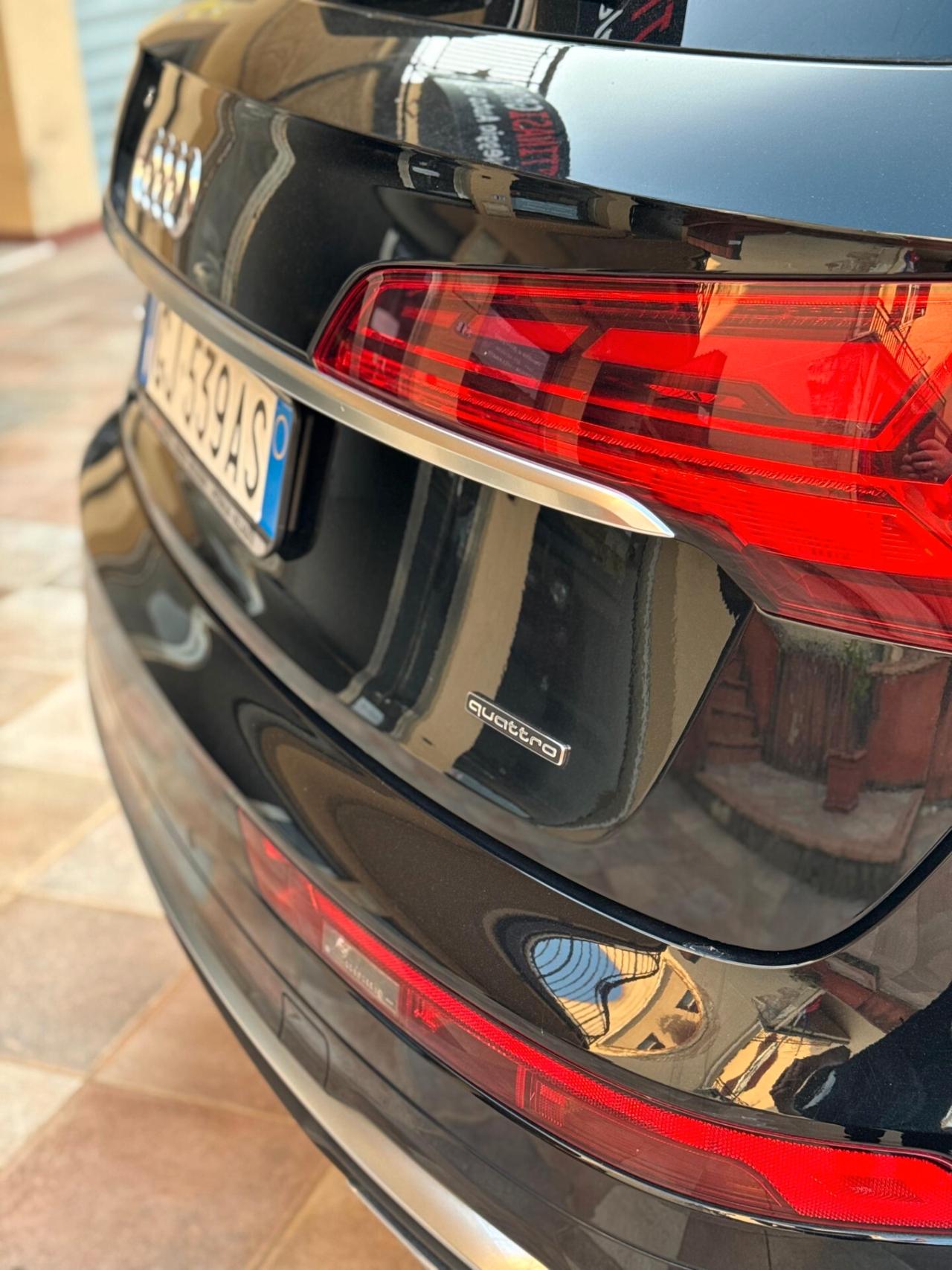 Audi Q5 40 tdi 204 CV Quattro S-tronic S-Line
