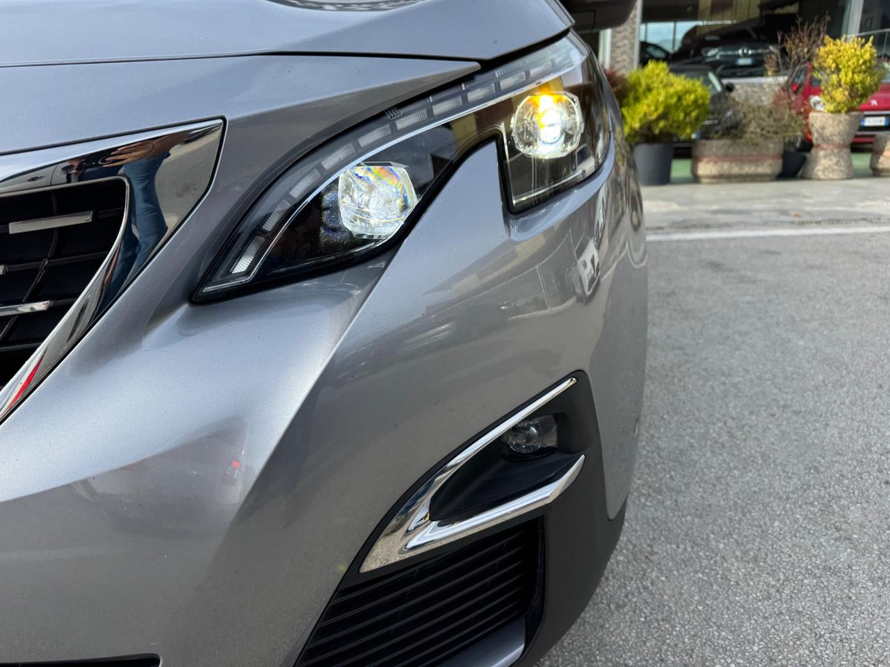 Peugeot 3008 BlueHDi 130 S&S EAT8 GT Line, GARANZIA POSSIBILE FINO A 24 MESI, CATENA E TAGLIANDO ESEGUITI