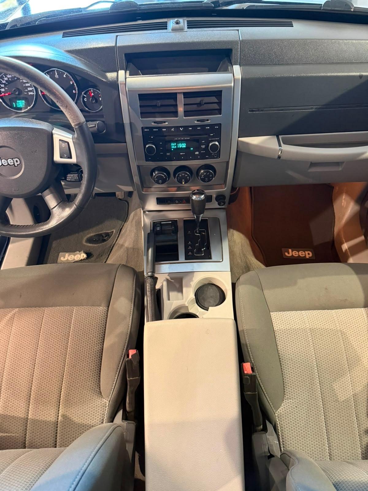 Jeep Cherokee 2.8 -4x4 -AUTOMATICA