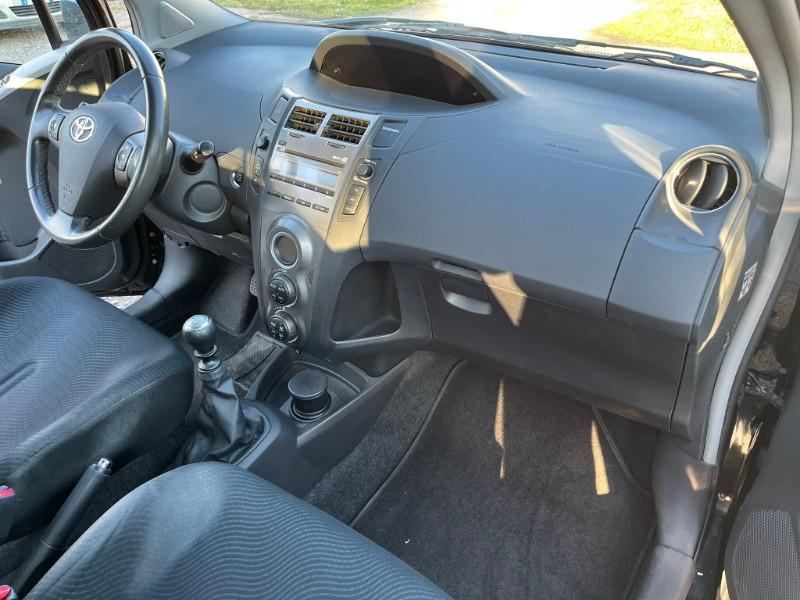 TOYOTA Yaris 1.3 5 porte Sol