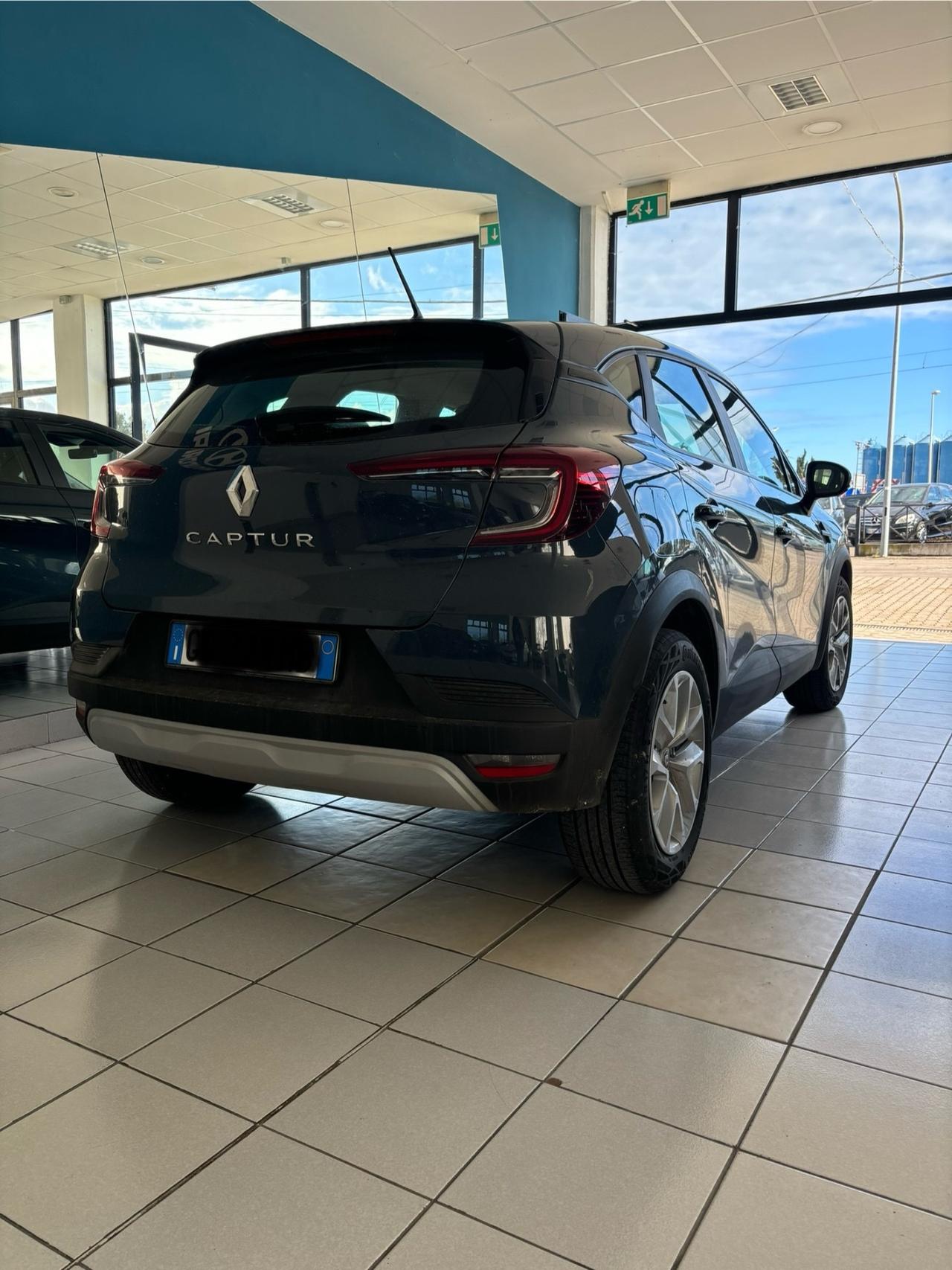 Renault Captur TCe 12V 100 CV GPL Techno Fast Track