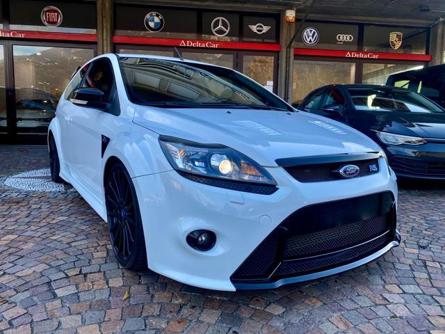 FORD Focus 2.5T (305CV) 3p. RS Frozen White