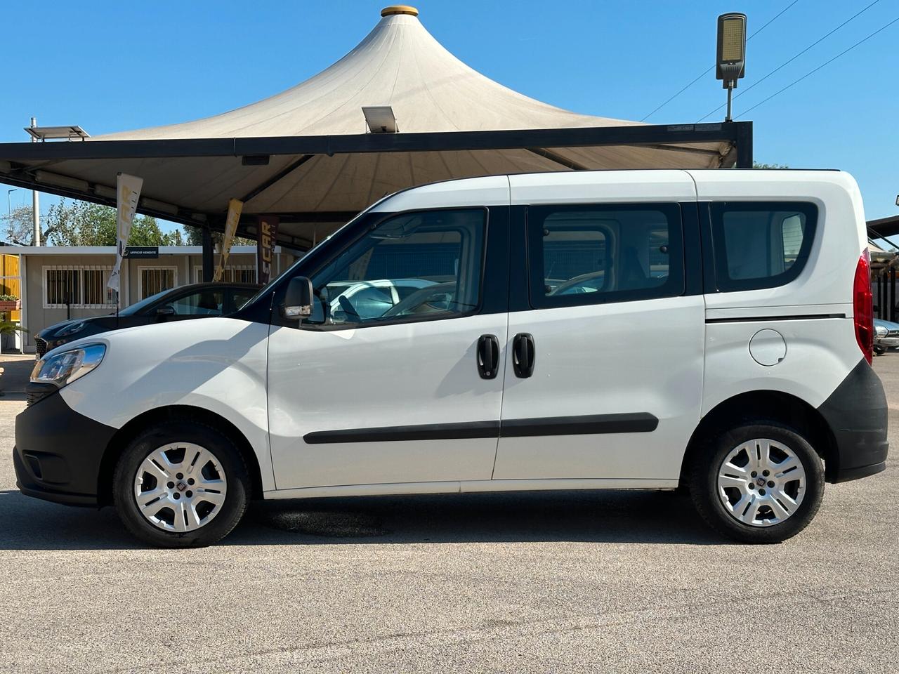 FIAT Doblò Cargo 1.3 MJT PC Combi N1 SX 5 POSTI