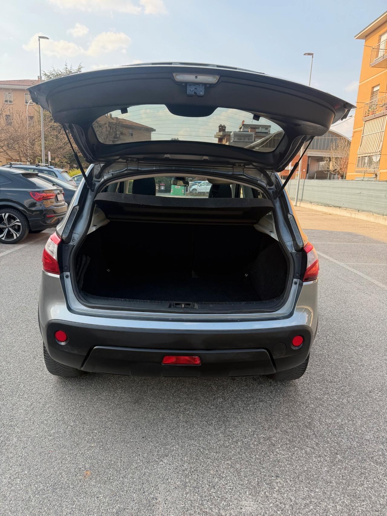 Nissan Qashqai 1.5 dci - NEOP. - NAV. - TETTO - GARANTITO -