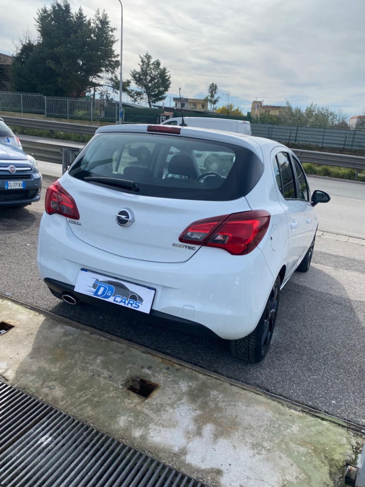 Opel Corsa 1.4 90CV GPL Tech Coupé b-Color