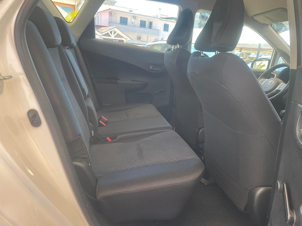 Toyota Verso-S 1.4D MT Active