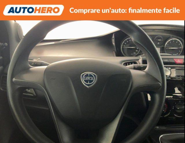 LANCIA Ypsilon 1.2 69 CV 5 porte Silver