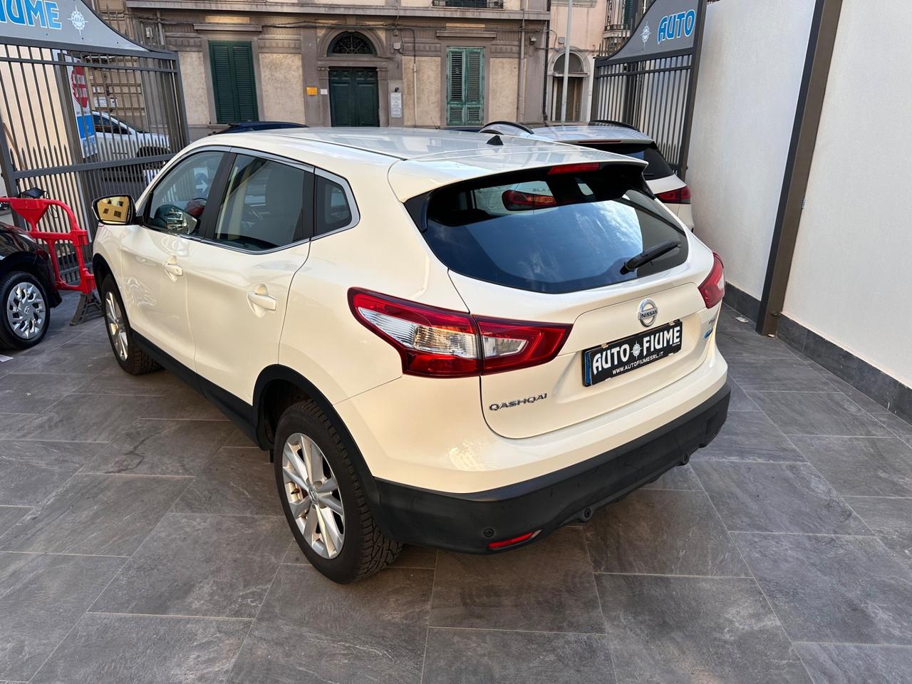 Nissan Qashqai 1.5 dCi N-Connecta