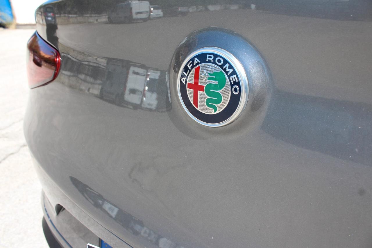Alfa Romeo Stelvio 2.2 Turbodiesel 160 CV AT8 Super