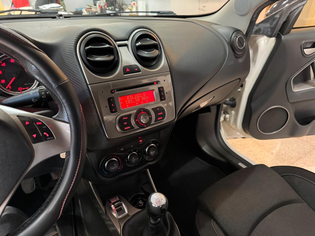 Alfa Romeo MiTo 1.4 T 120 CV GPL Distinctive Sport Pack OK NEOPATENTATI