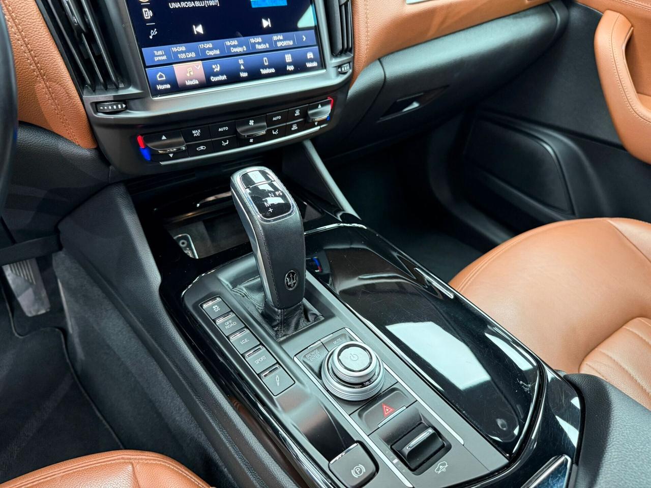 Maserati Levante MHEV 330 CV AWD Executive (561)