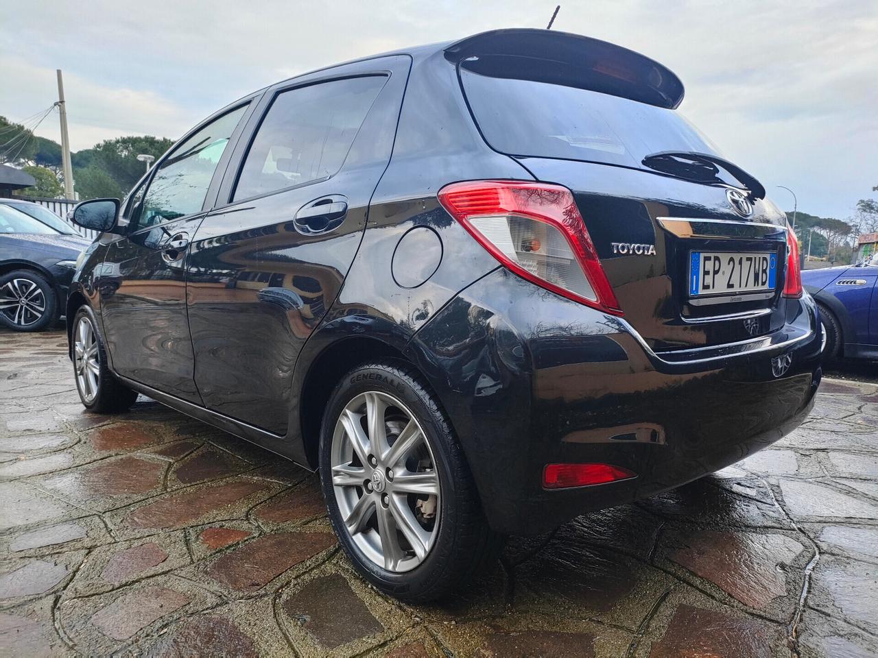 Toyota Yaris 1.3 5 porte Active