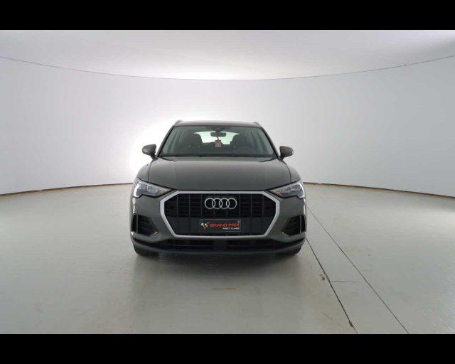 AUDI Q3 35 TFSI S tronic Business