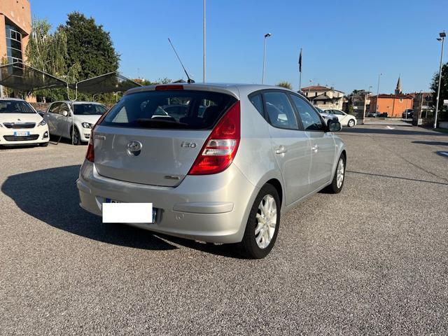 HYUNDAI i30 1.6 CRDi VGT 16V 115CV 5p. Dynamic