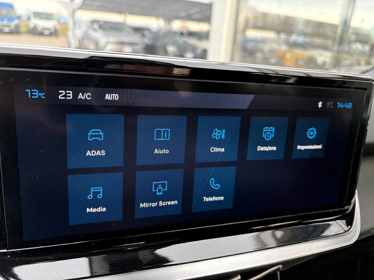 Peugeot 2008 ALLURE PureTech 100 6mt SPOTICAR