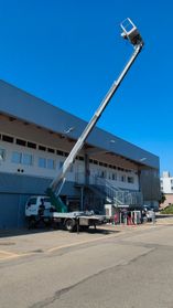 Nissan Cabstar 110 cv piattaforma aerea