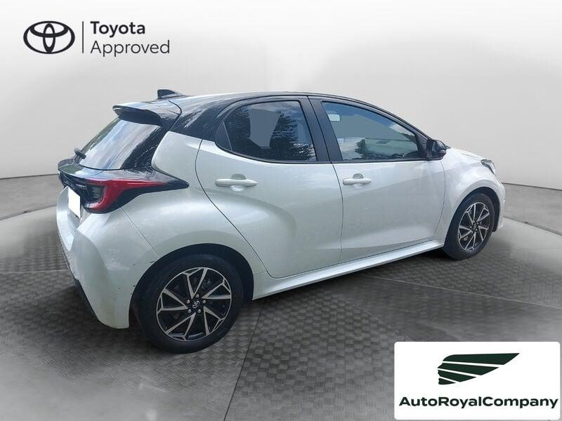 Toyota Yaris Hybrid Style MY22