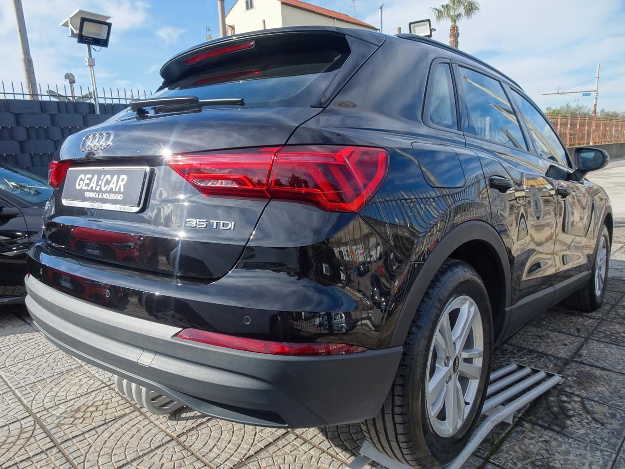 Audi Q3 35 TDI S tronic Business Advanced