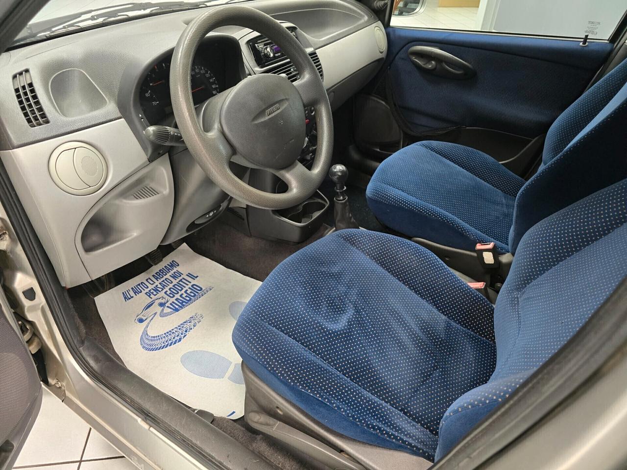 Fiat Punto 1.2i cat 5 porte NEOPATENTATI
