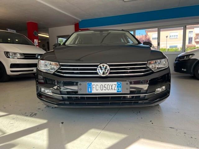 PASSAT VARIANT 2.0 TDI 150CV BUSINESS DSG 83.000KM UNICO PROPRIETARIO TAGLIANDI CERTIFICATI