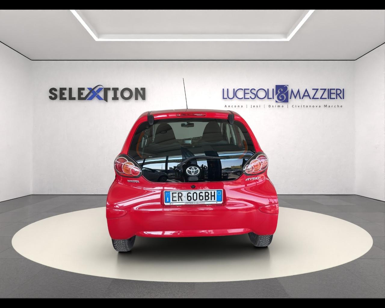 TOYOTA Aygo 1ª serie - Aygo 1.0 12V VVT-i 5 porte Active Connect