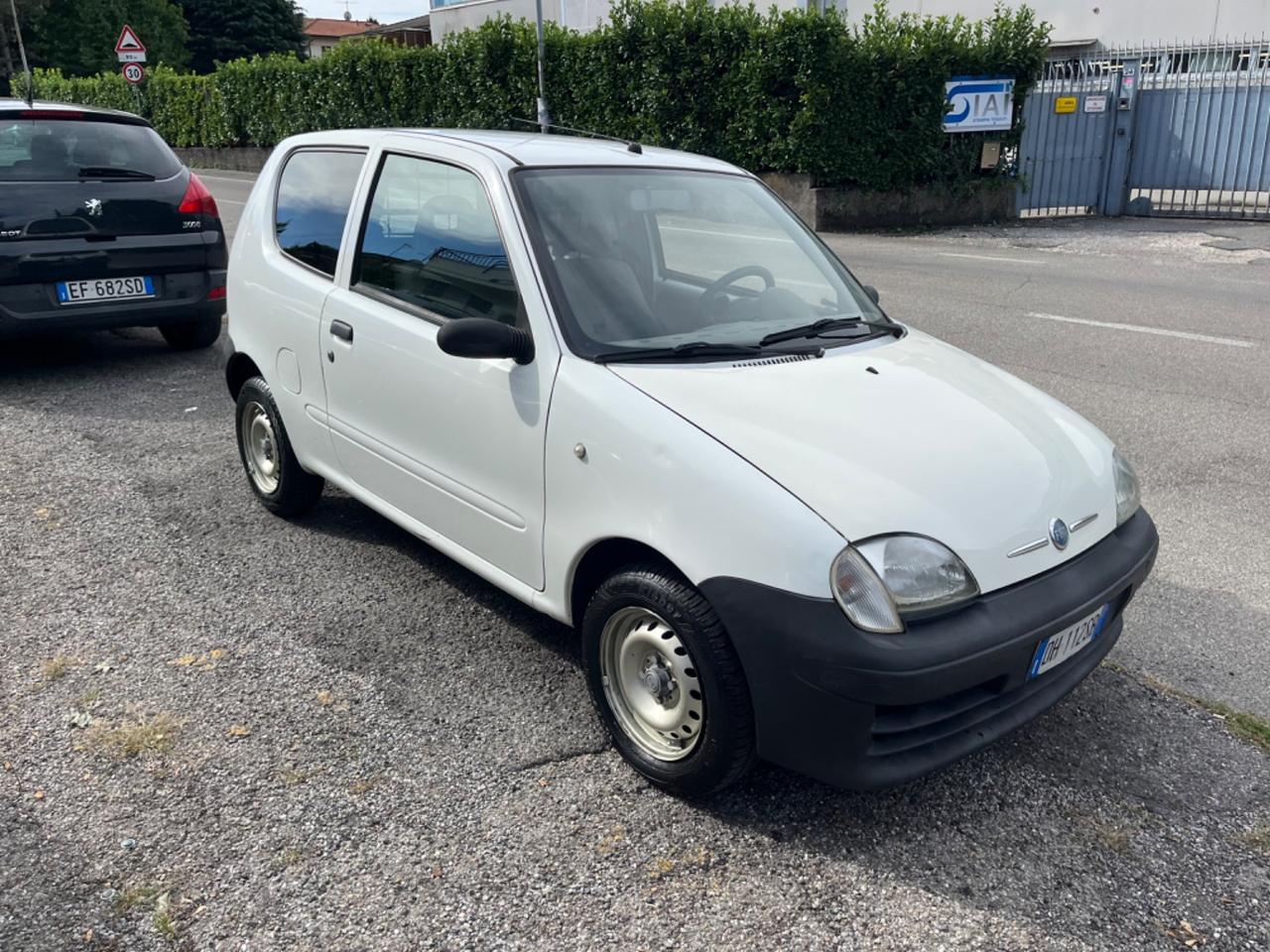 Fiat 600 1.1 Active