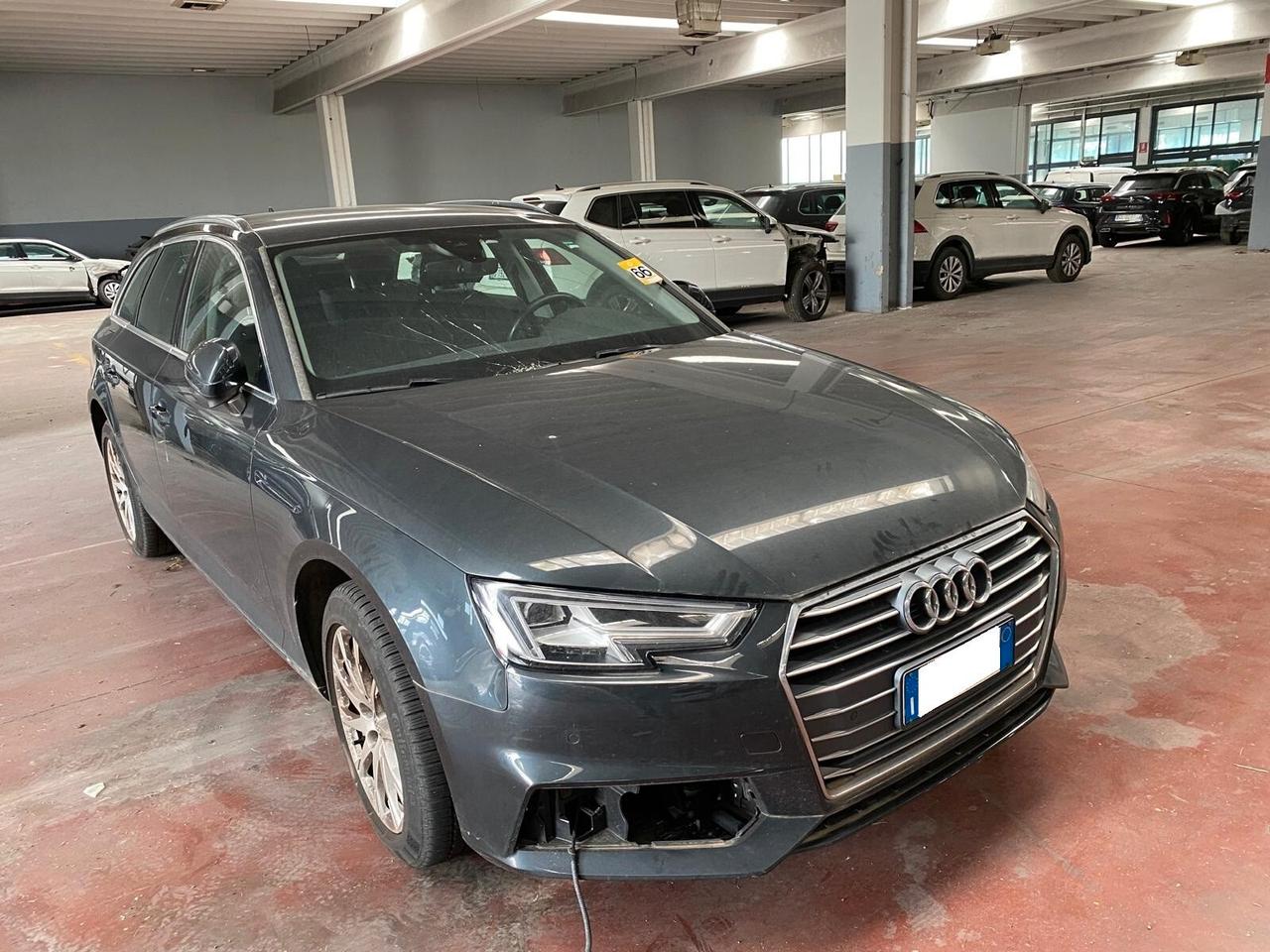 Audi A4 Avant 35 2.0 tdi 150cv s-tronic NO CHIAVI