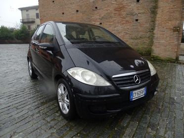 MERCEDES-BENZ A 180 CDI Classic