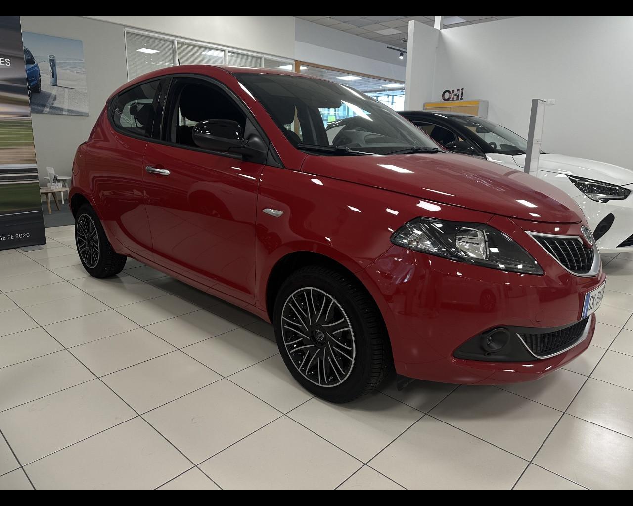 LANCIA Ypsilon 3ª serie - Ypsilon 1.0 FireFly 5 porte S&S Hybrid Ec