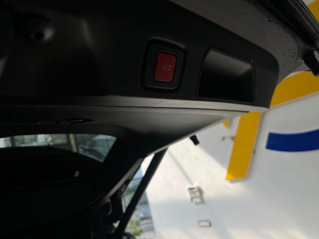 JEEP Compass E-Hybrid 1.2 TurboMHEV106kW First Edition DCT?359