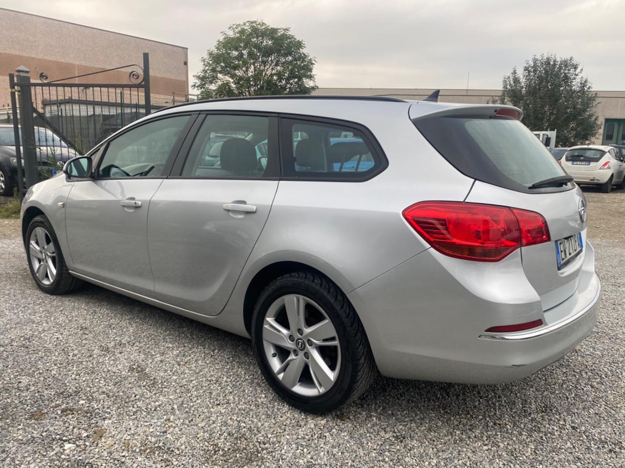 Opel Astra 1.6 CDTI 136CV EcoFLEX S&S Sports Tourer Cosmo