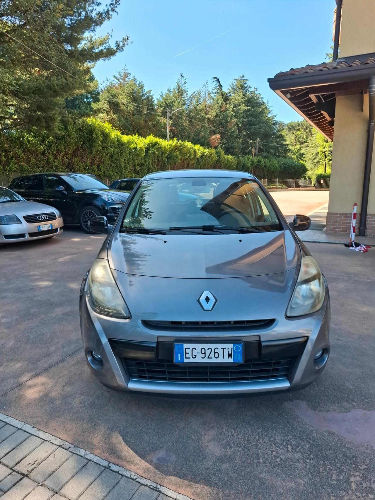 Renault Clio 1.2 16V 5 porte Dynamique