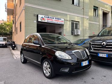 Lancia Ypsilon 1.2 69 CV Argento