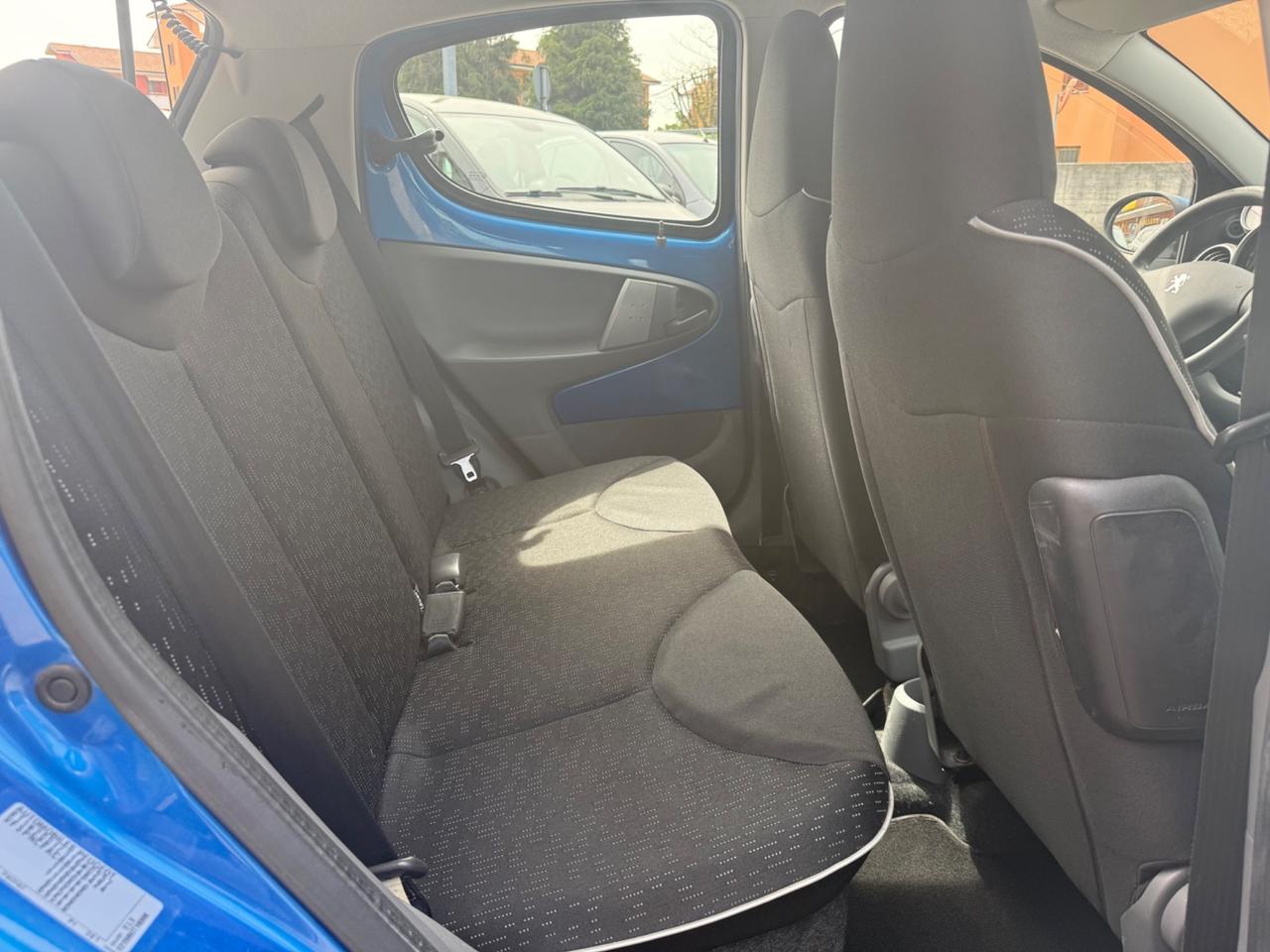 Peugeot 107 1.0 68CV 5p. Desir