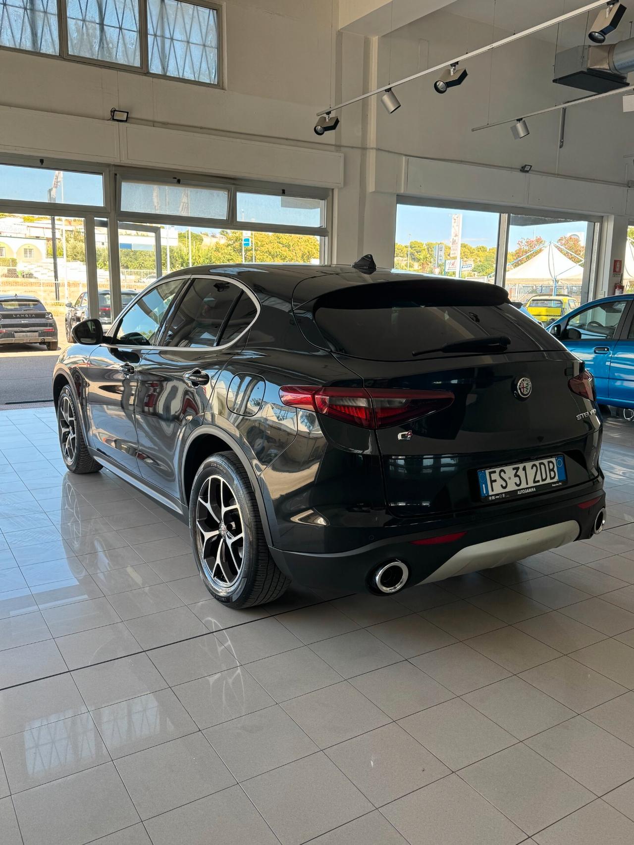 STELVIO SPORT EDITION 210 CV AT8 Q4