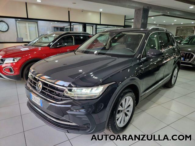 VOLKSWAGEN Tiguan NEW 2.0 TDI 150CV SCR DSG Life - Fari a Led