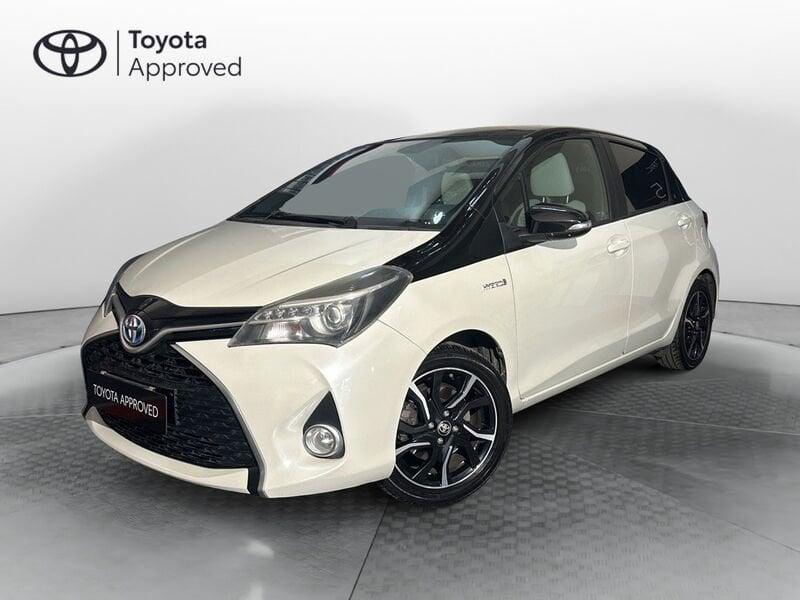 Toyota Yaris 1.5 Hybrid 5 porte Trend "Platinum Edition"