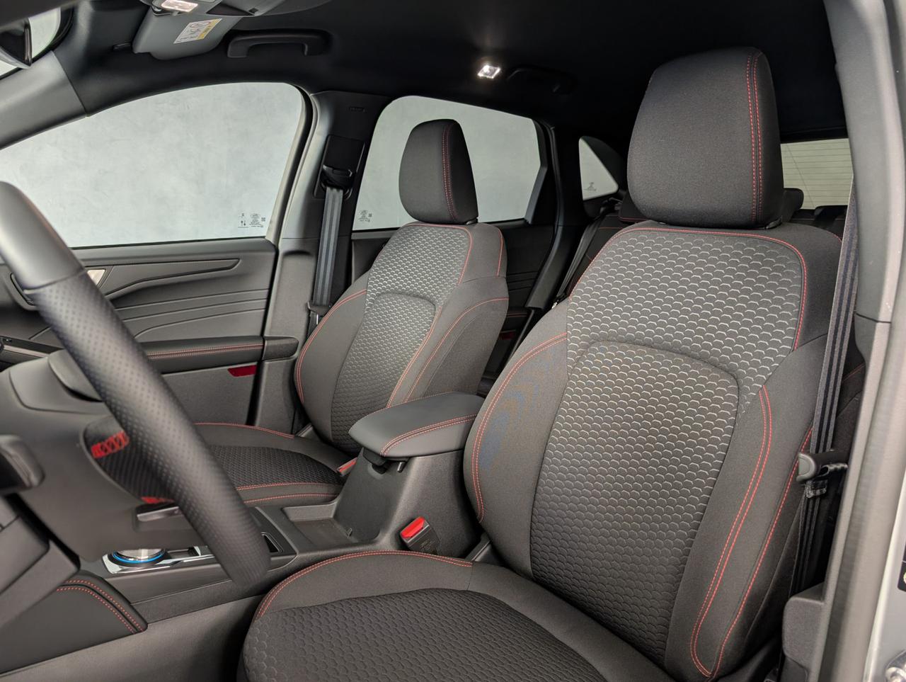 Ford 2.5 Hybrid 180cv Automatic ST-Line