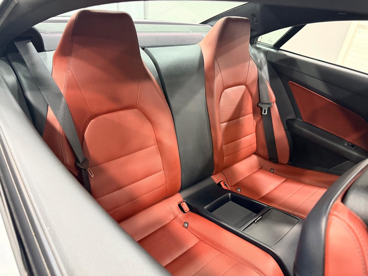 Mercedes-benz E 220 CDI BlueEFFICIENCY Avantgarde AMG